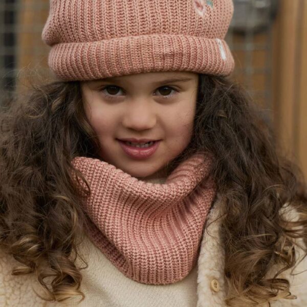 Плетен шал Little Dutch Deep pink