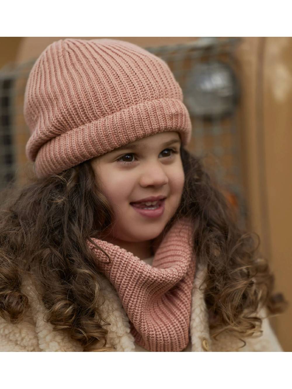 Плетена шапка Little Dutch Deep pink